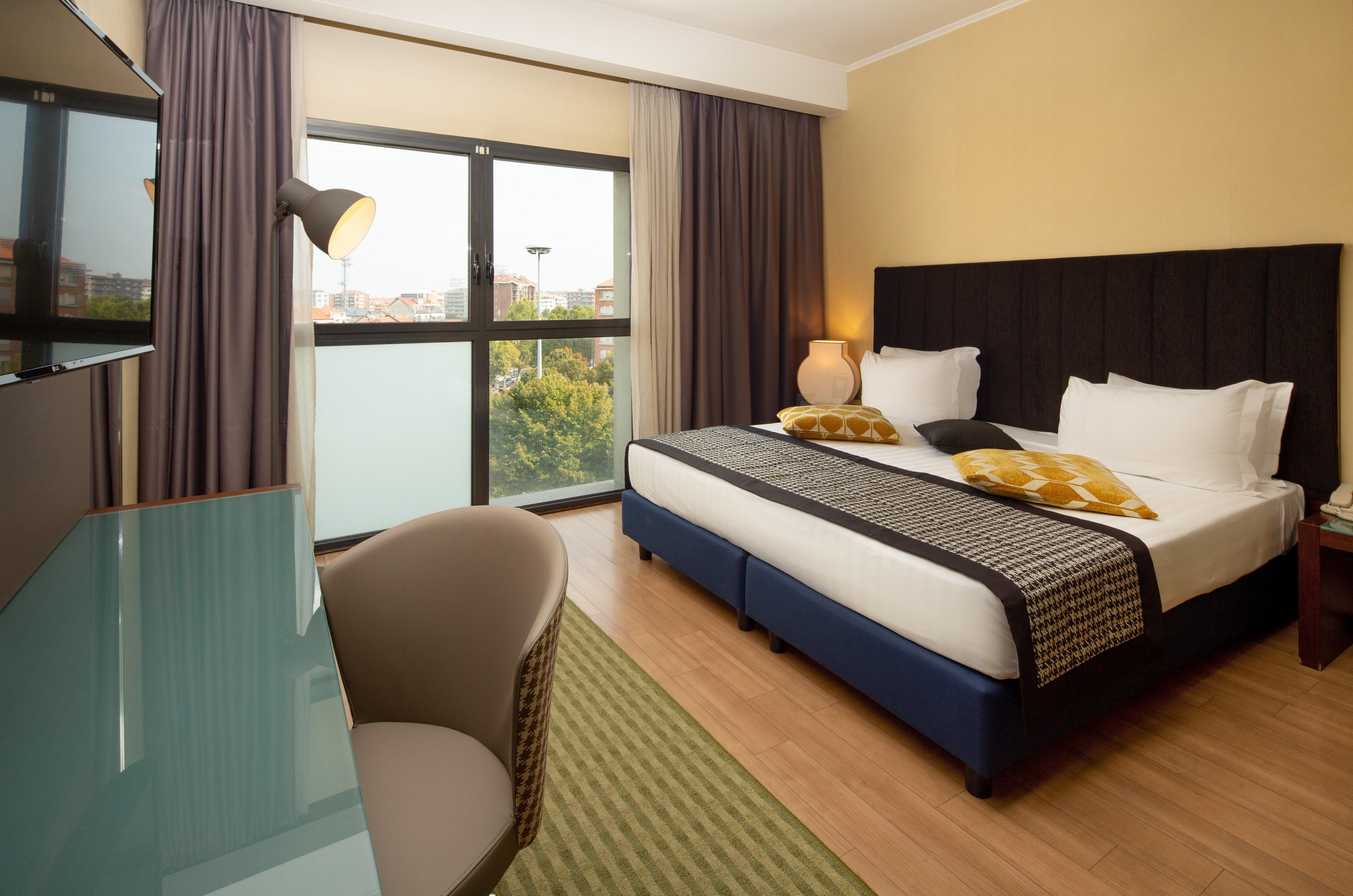 Holiday Inn Turin Corso Francia By Ihg Esterno foto