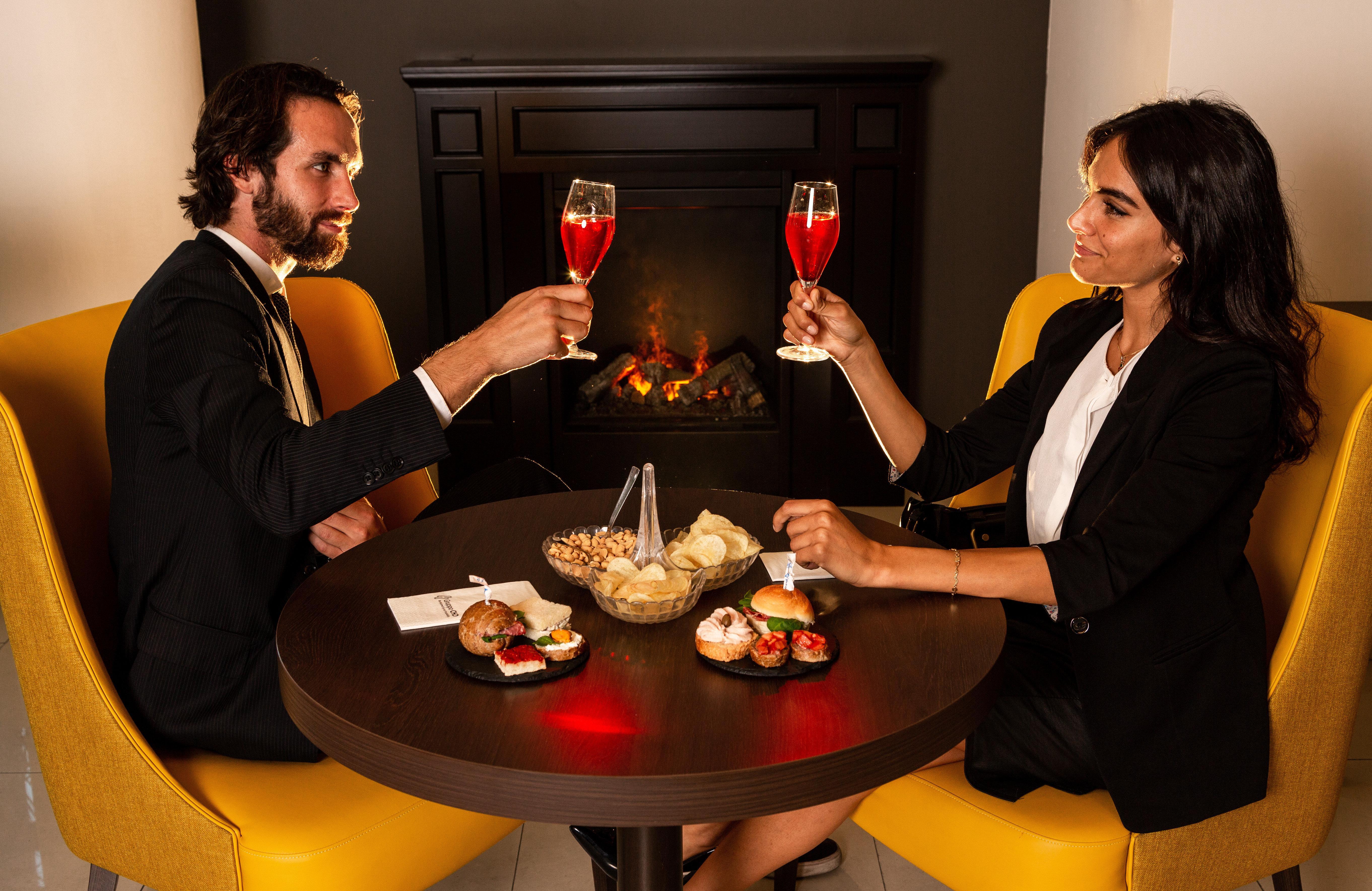 Holiday Inn Turin Corso Francia By Ihg Esterno foto