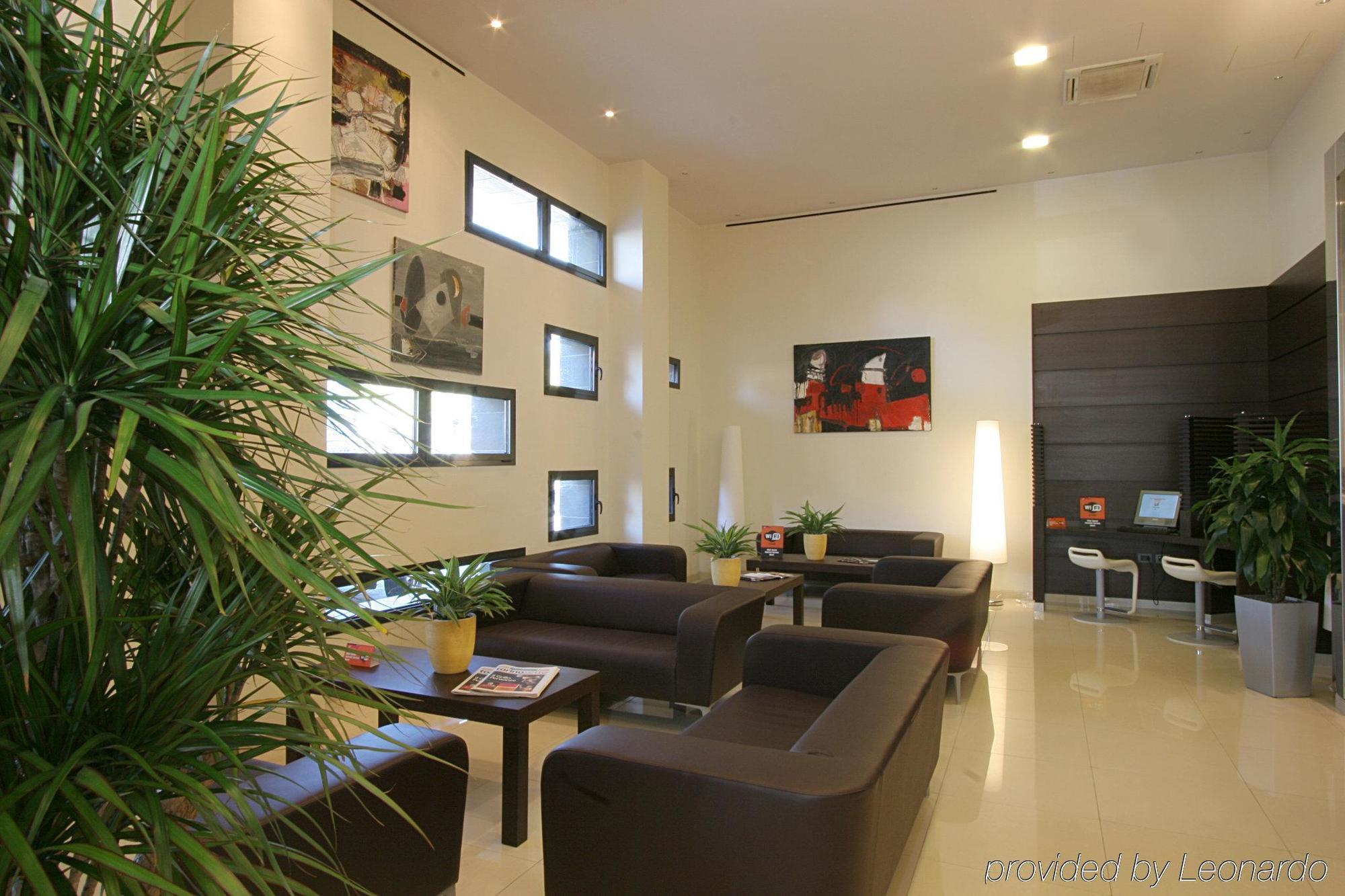 Holiday Inn Turin Corso Francia By Ihg Interno foto